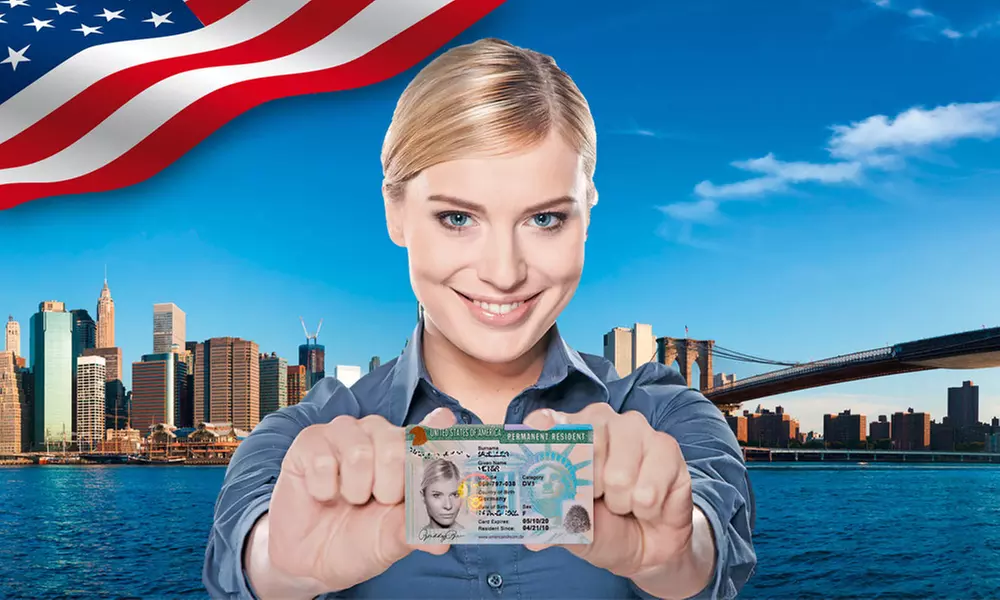 Teilnahme an der offiziellen US GreenCard Lotterie über die staatlich zugelassene Agentur American Dream (55% sparen*) - Primary Image