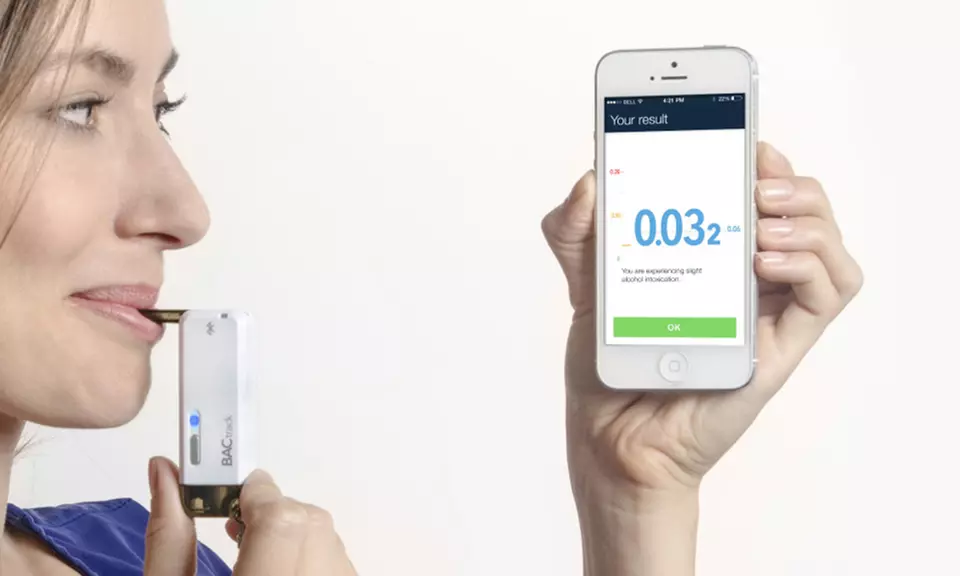 BACtrack Vio Smartphone Breathalyzer  - Primary Image