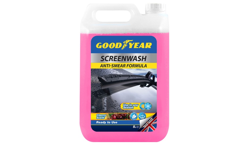 Image 2: Goodyear Winter Essential Car Kit