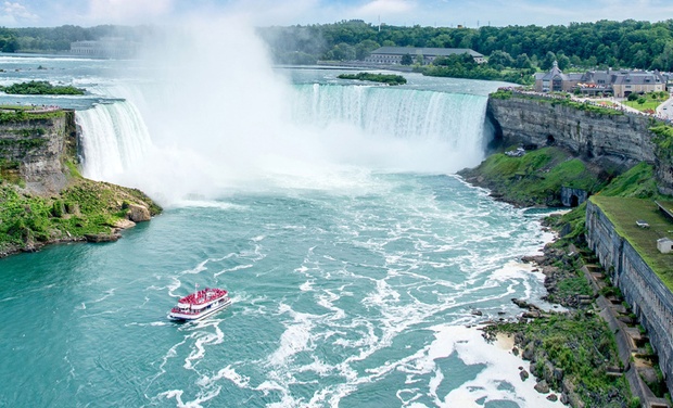 Wyndham garden niagara falls fallsview canada