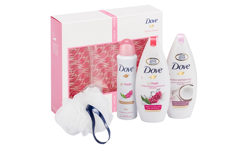 Image 7: Dove Radiant Beauty Gift Set