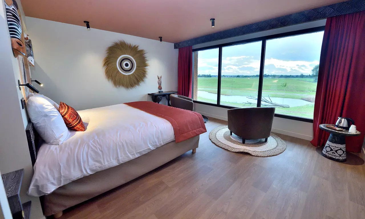 Séjour en famille au Royaume des Lions : nuit magique face aux fauves