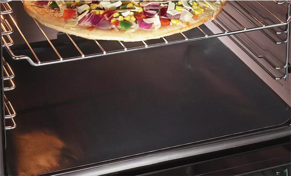 Heavy Duty Non-Stick Oven Liner. - Primary Image