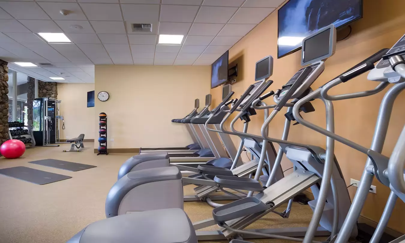 Stunning ocean views overlooking Wailua Bay!