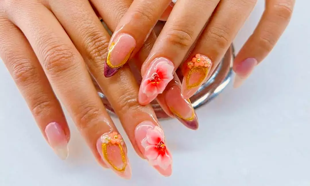Get a Full Set Gel X, Dipping powder, or Builder Gel Fill!