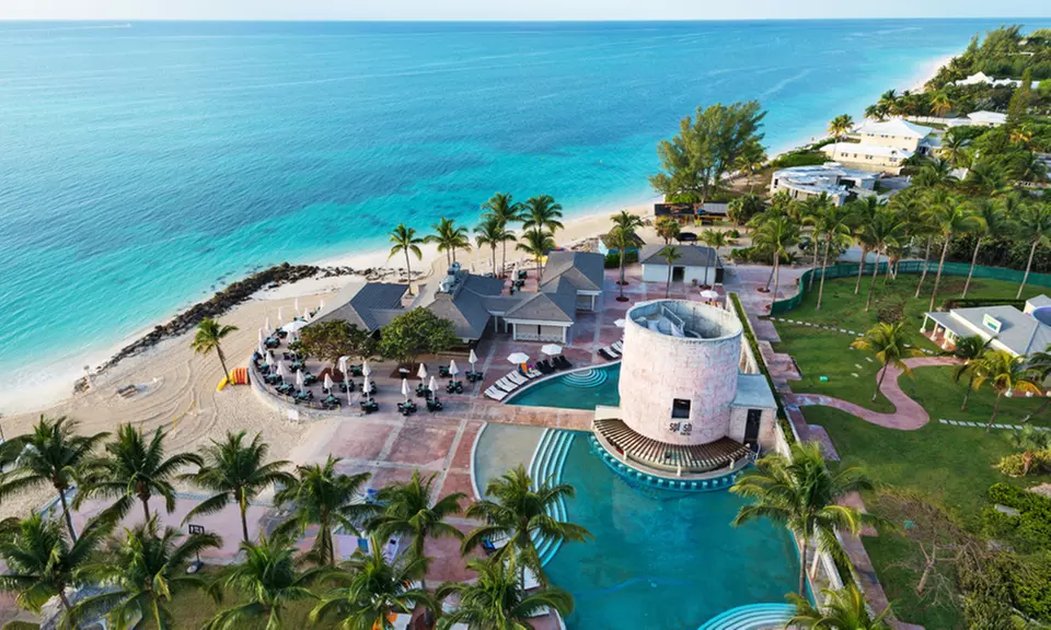 ✈ All-Inclusive Memories Grand Bahama Stay w/ Airfare. Incl. Taxes & Fees. Price per Person Based on Double Occupancy. - Primary Image