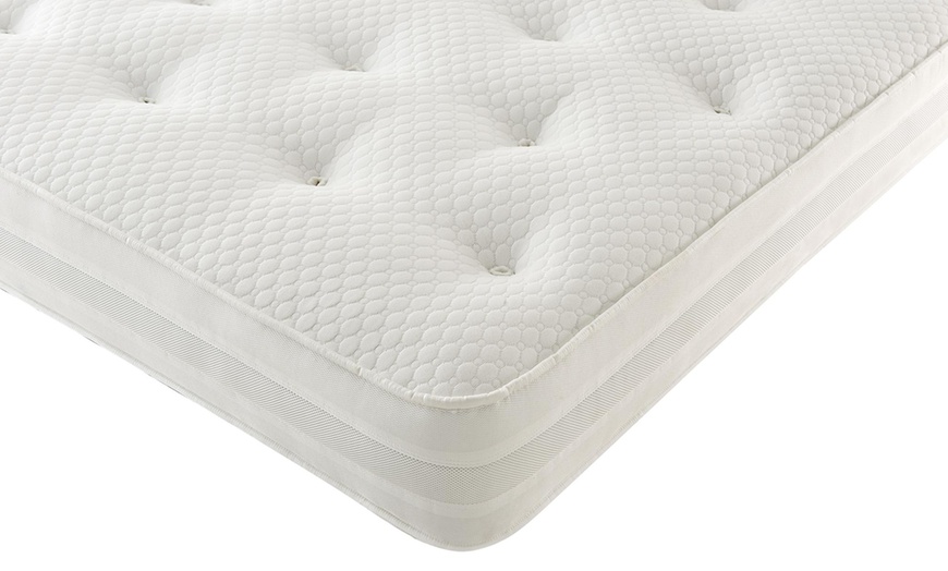 Image 2: Silentnight 1000 Pocket Mattress