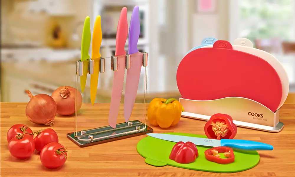 Cooks Chopping Board (£8.99), Knife Set (£11.99) or Both (£19.99) (Up to 82% Off) - Primary Image