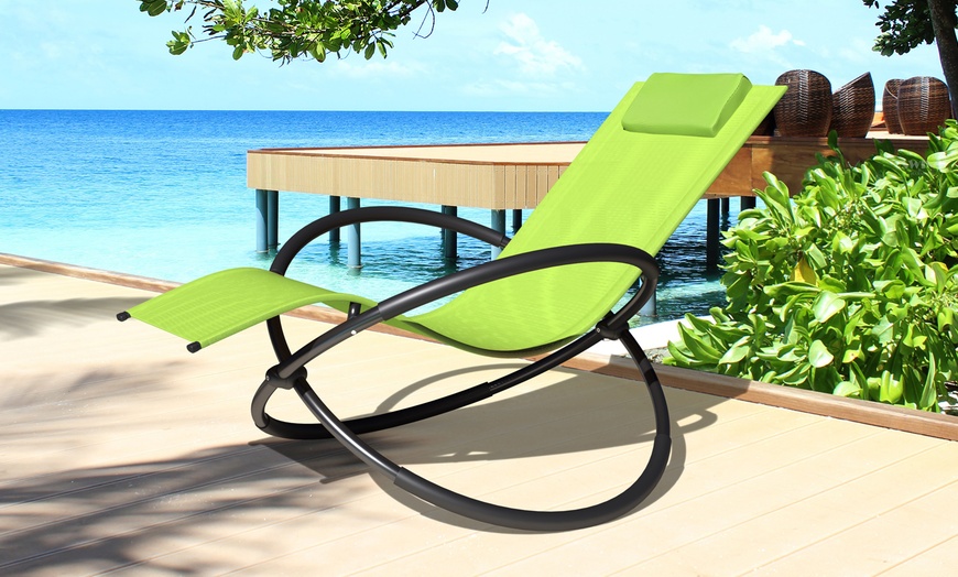 Image 3: Zero Gravity Folding Lounger