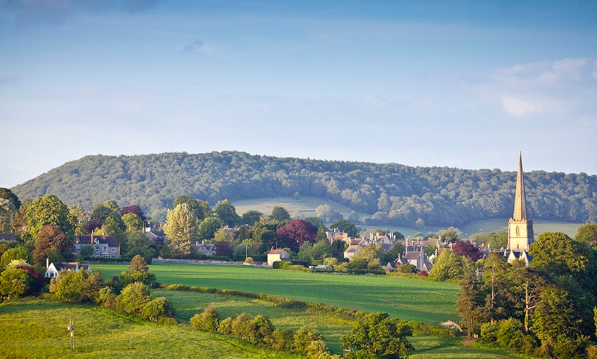 Image 5: Stonehenge, Bath & English Countryside Tour
