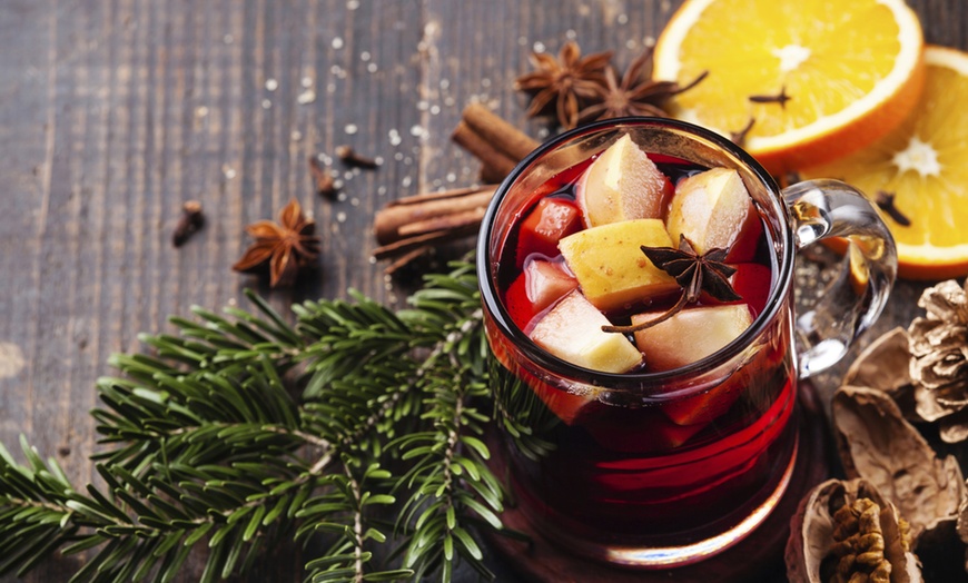 Image 1: Glühwein und Reibekuchen mit Apfelmus für 2 oder 4 Personen