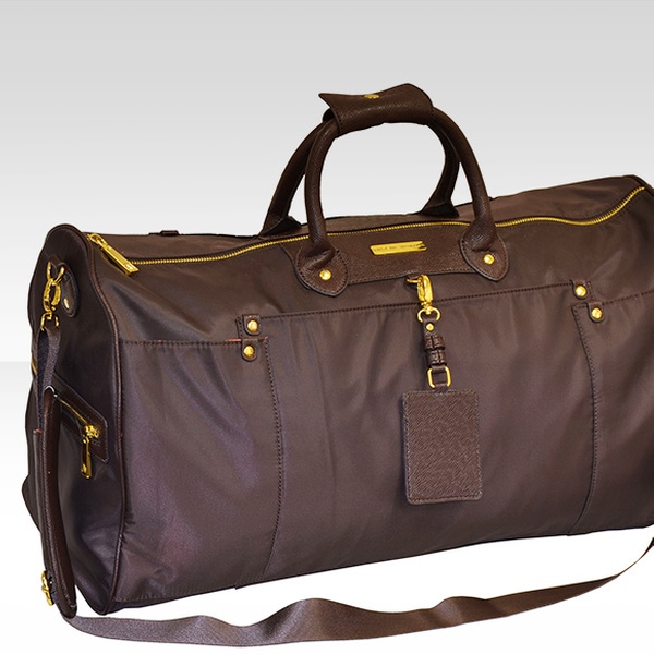 adrienne vittadini duffle bag