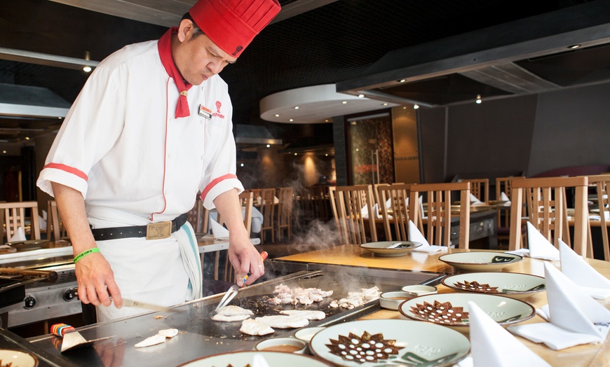 Image 4: Teppanyaki Dining Experience for Two