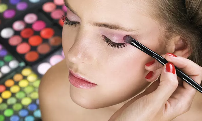 Online Professional Makeup Course
