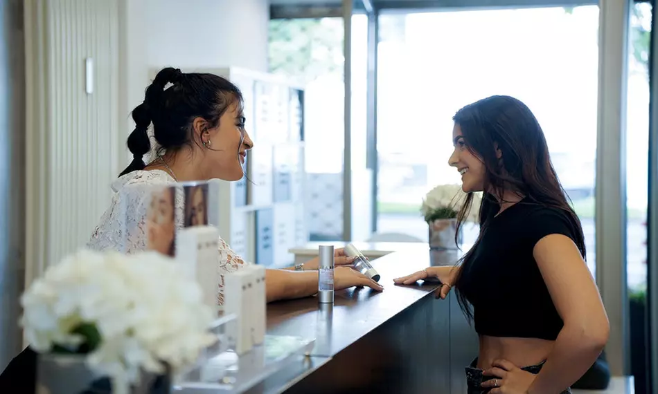 45 Min. Microneedling Gesichtsbehandlung mit Luxus Caviar für 1 Person