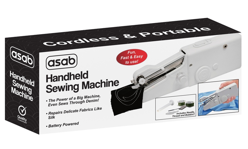 Image 3: Portable Cordless Sewing Machine