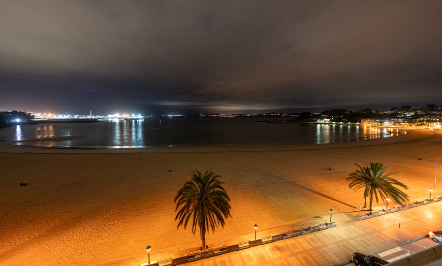 Image 33: A Coruña: habitación doble con desayuno y vistas a la ría o al mar