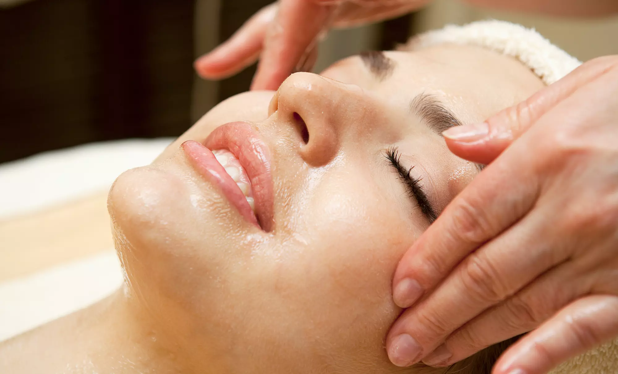 Discover Eyebrow & Lash Art Spa's Eyelash Extensions Offer Up to 50% Off - Primary Image