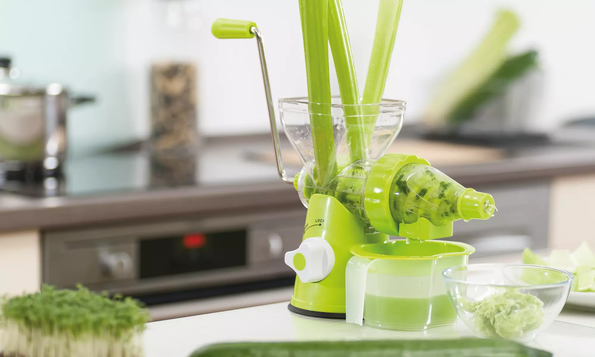 6-teilige Genius Obst- und Gemüsepresse Slow Juicer (50% sparen*) - Primary Image