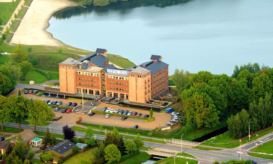 Limburg: 1-3 Nächte für Zwei inkl. Frühstück und Wellness, opt. mit 4-Gänge-Dinner, im 4* Parkhotel Horst - Primary Image