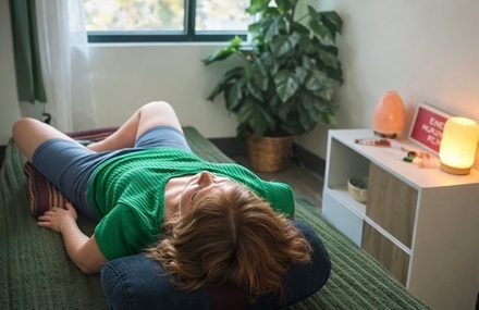 One 60-minute Reiki Session with Somatic Healing for Relaxation - Body on Earth Wellness