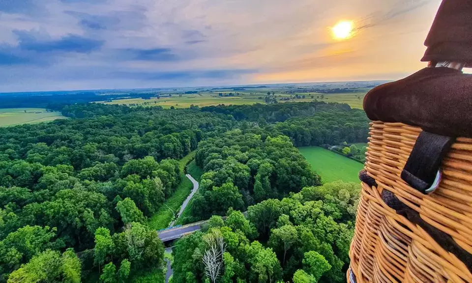 Poczuj wolność i zobacz świat z wysokości dzięki lotom balonem ProBallooning (do -4%) - Primary Image