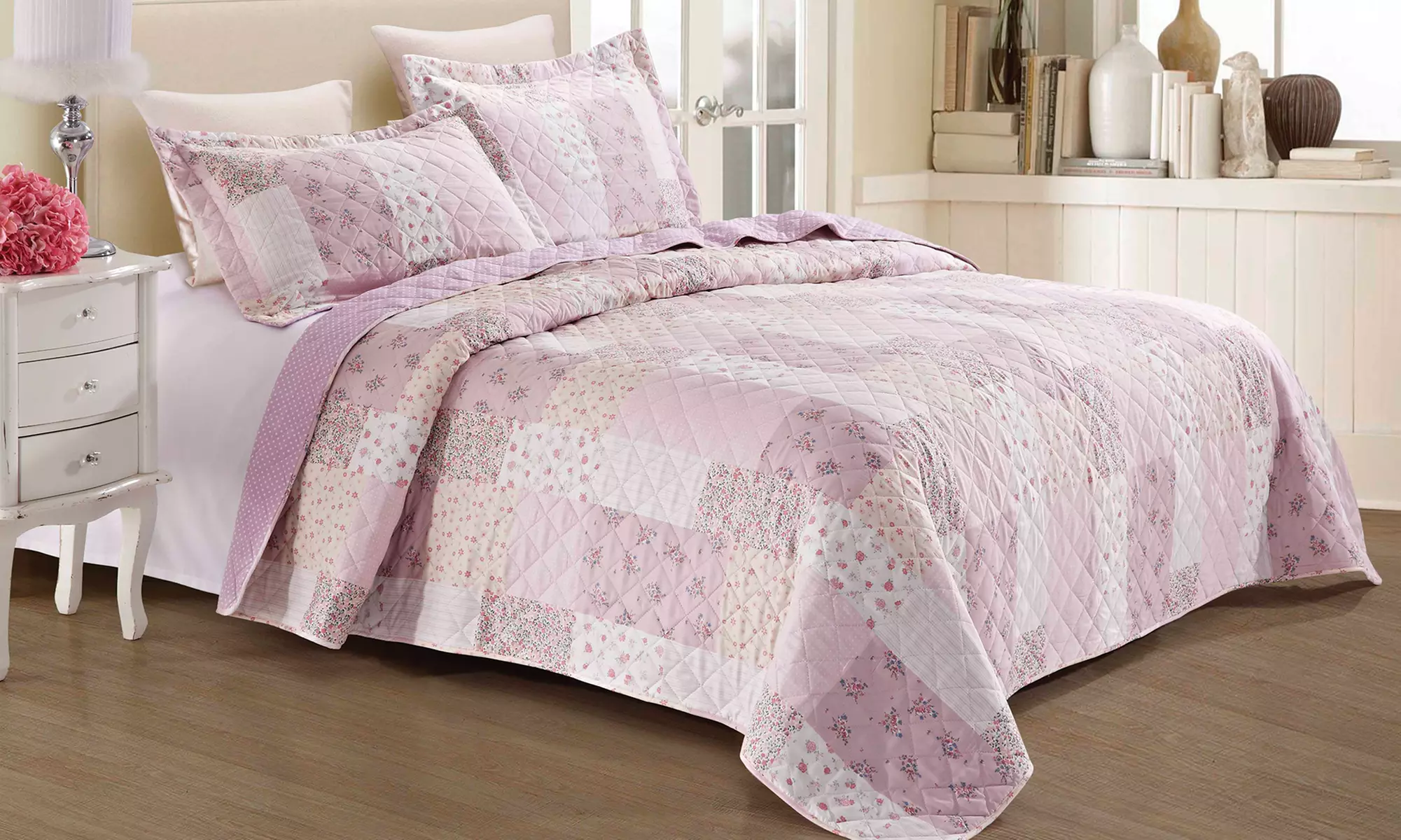 Virah Bella Quilt Set (3-Piece) - Primary Image