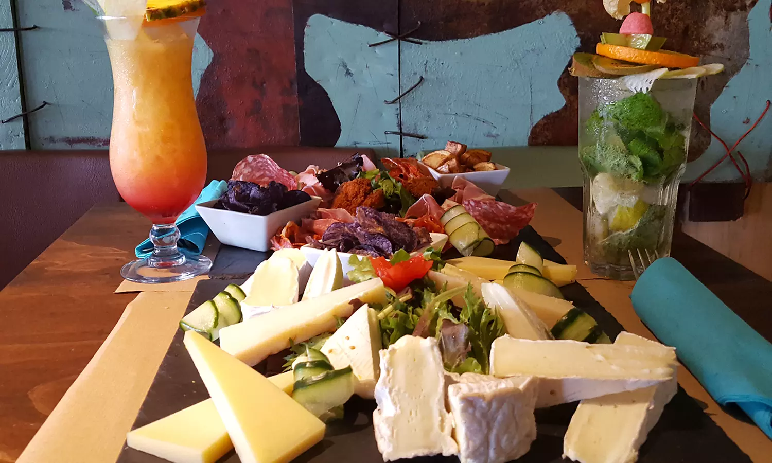 Jusqu'à 55% de remise sur Tapas chez Tree Bo By Djembe