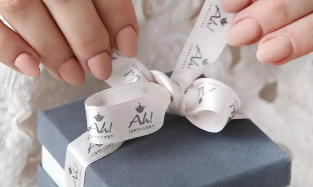 Ah! Jewellery®, collier en argent sterling, avec cristaux Swarovski® Rhombus - Second Medium