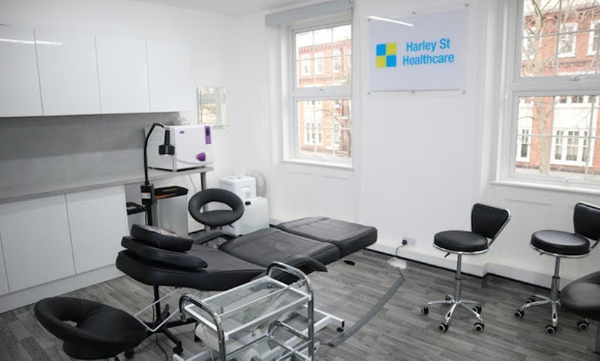 Image 3: PRP Hairloss Treatment at Harley Street Healthcare