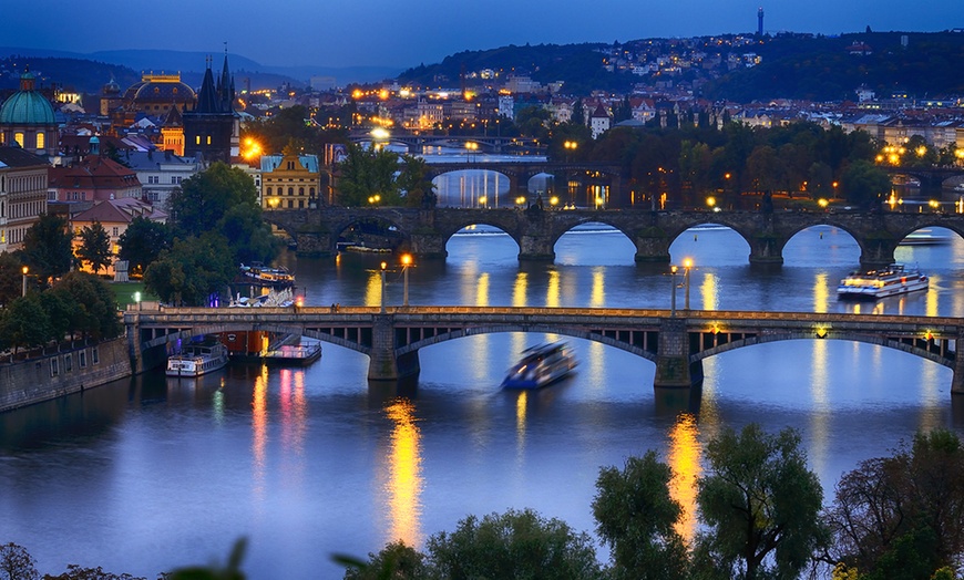 Image 1: Prague : 1 à 3 nuits 4* pour 2 personnes avec petit déjeuner