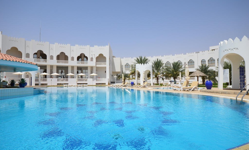 Image 2: Al Gharbia: 2-Night NYE Stay with Full Board