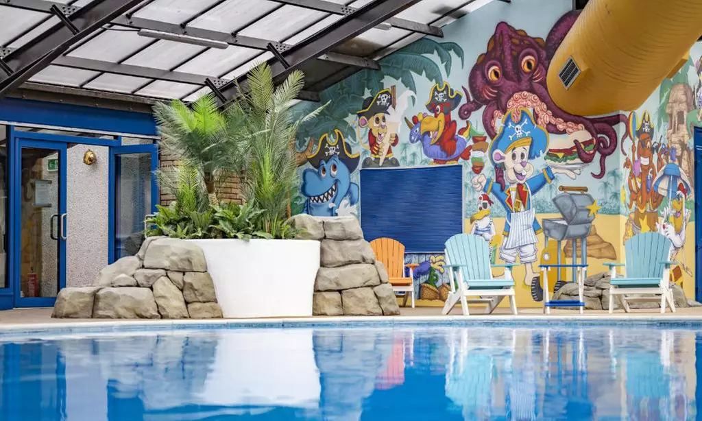 North Wales: 4* Holiday Park Caravan Stay