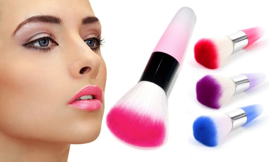 Image 35: Make Up Accessories