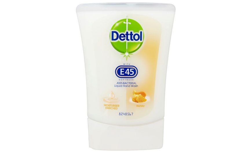 Image 4: Dettol No Touch Hand Wash Refills