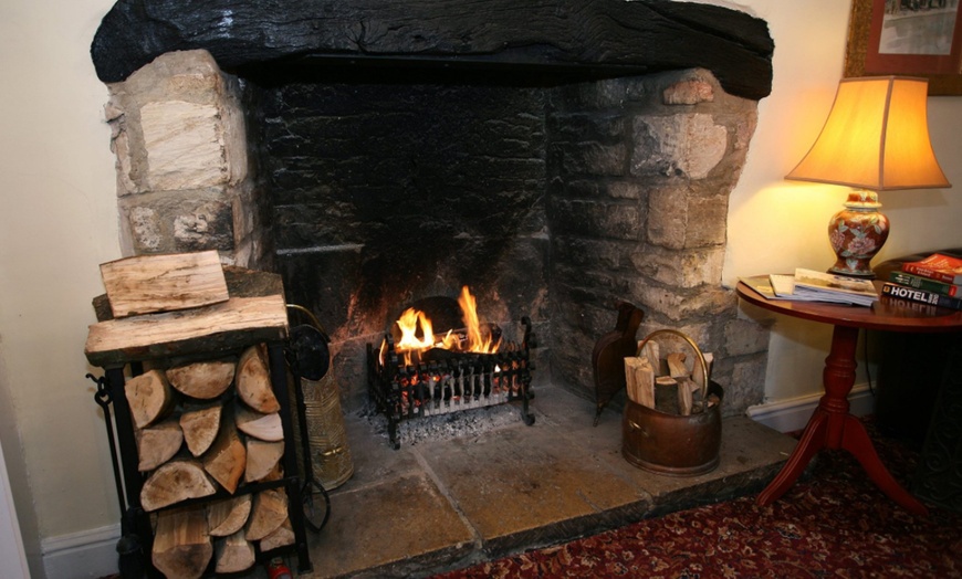 Image 5: Cotswolds: 4* Double Room with Breakfast
