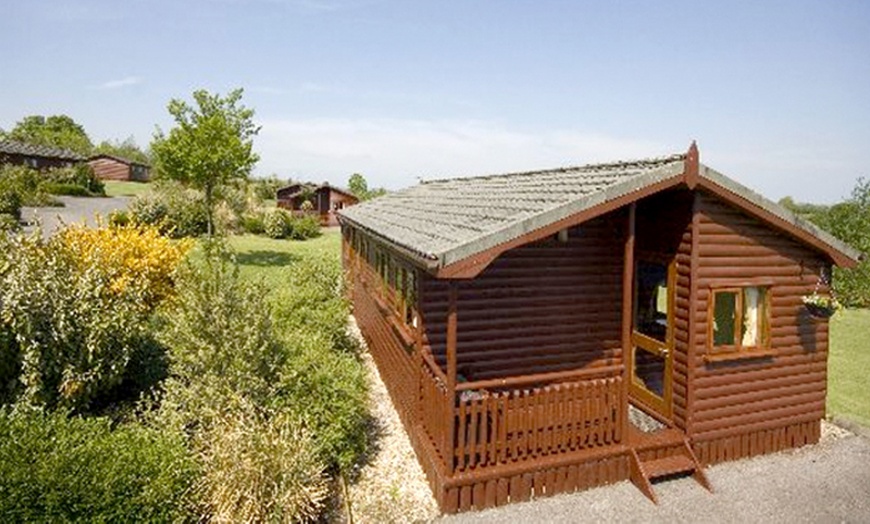 Image 2: Co. Cavan Log Cabin Retreat