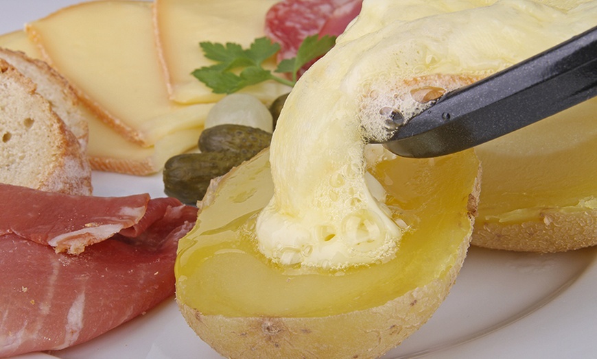 Image 1: Raclette traditionnelle à volonté