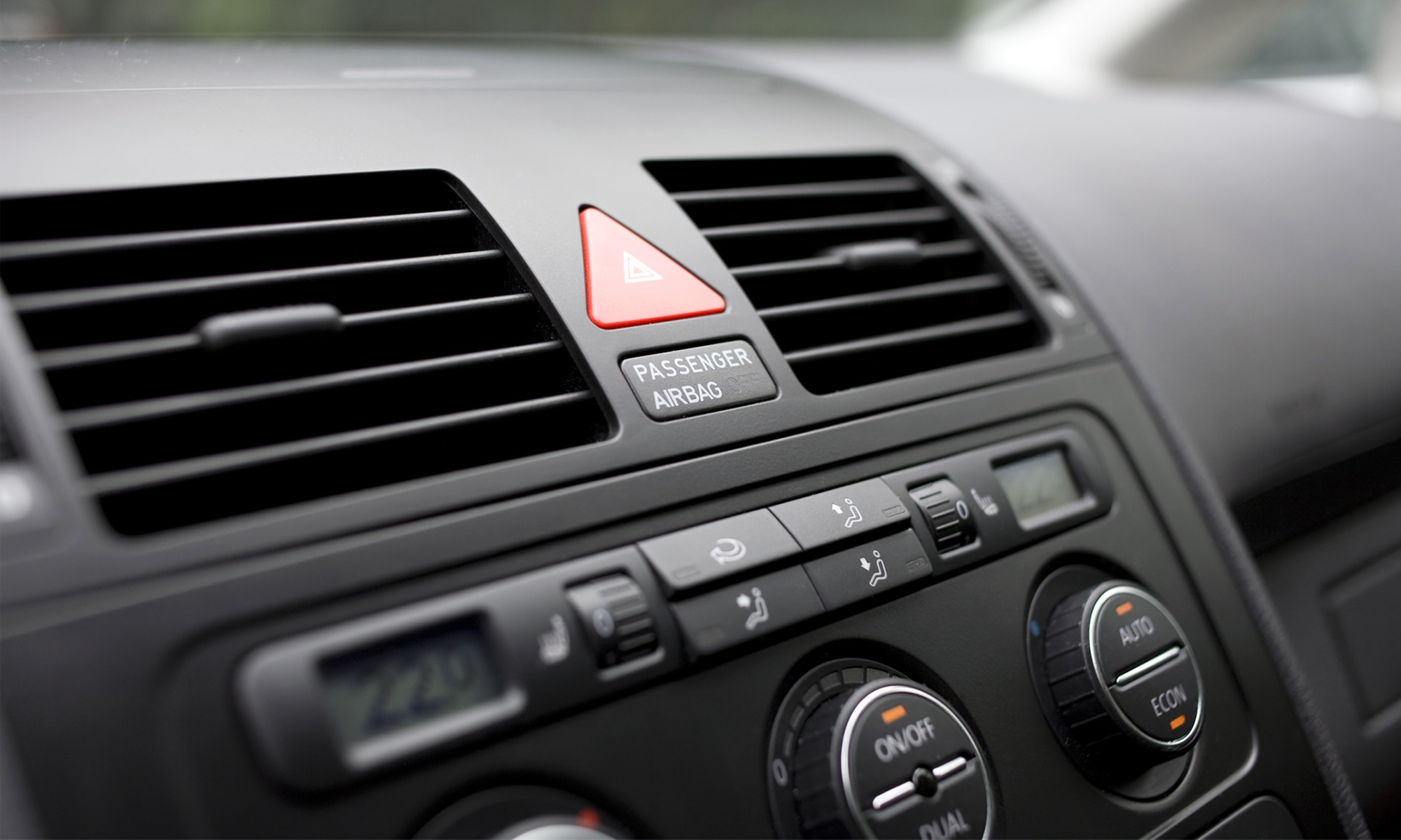 Get Comprehensive Car A/C Diagnosis and Leak Test 