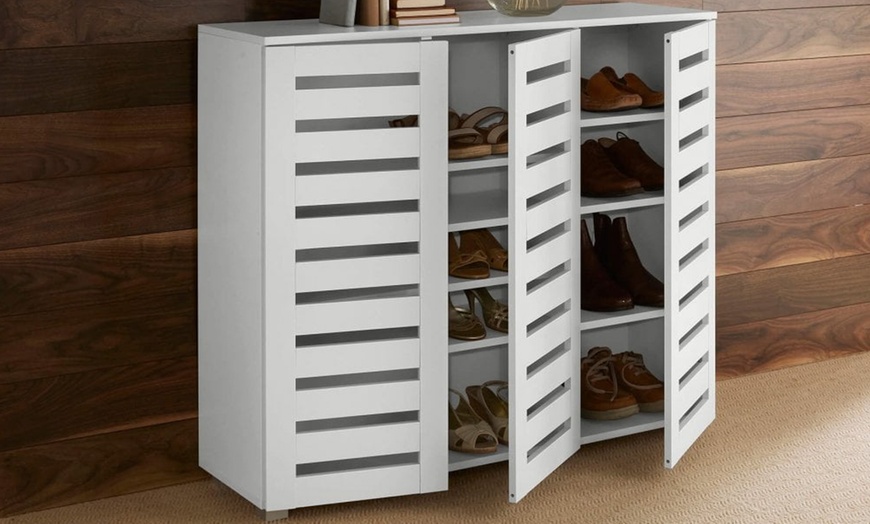 Image 18: Norway Two- or Three-Door Shoe Cabinet