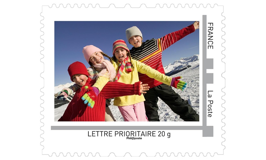 La Poste : Timbres Personnalisés - La Poste Mon Timbre à Moi | Groupon