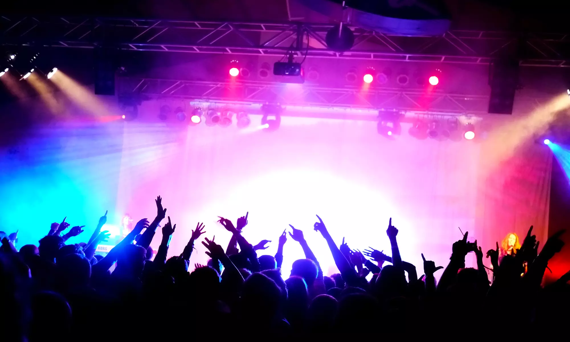 Johnny Gill and Dru Hill, Armando un Pancho, or Mo'Nique & Friends at Arena Theatre on May 8–10 (Up to 49% Off) - Primary Image