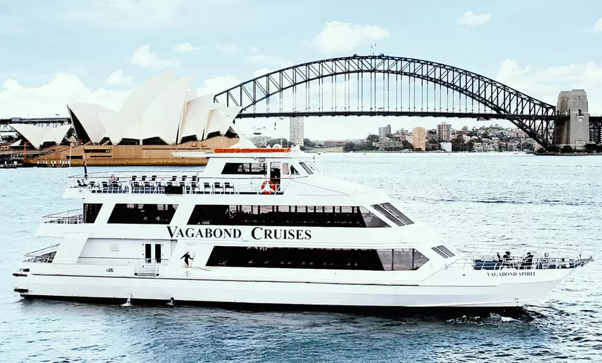 Image 2: 90 Min Vivid Cruise with Hot Finger Food for Adults or Kids