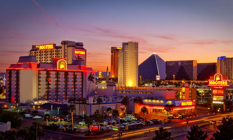 Stay with Bottle of Champagne, Slot Credit, and Match Play at Hooters Casino Hotel in Las Vegas. Dates into March. - Primary Image