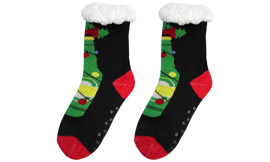 Image 5: Warm Winter Lined Christmas Slipper Socks