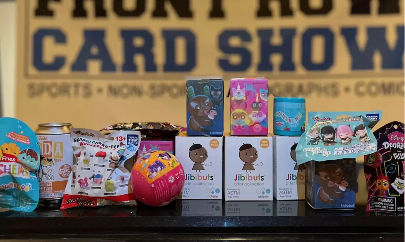 Single-Day Admission to Front Row Card Show on May 18-19 (Up to 28% Off) - Second Medium