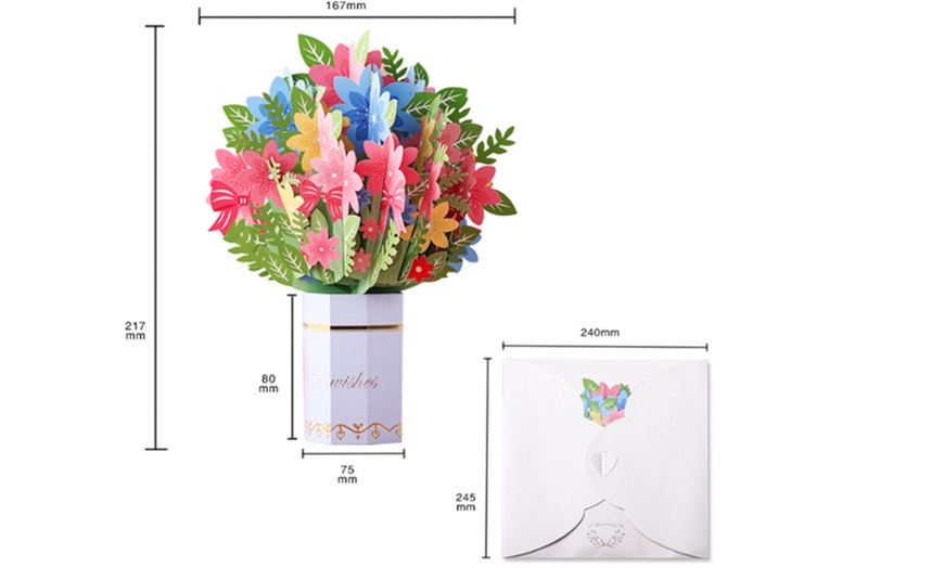 Image 8: 3D Flower Bouquet Pop-Up Greeting Cards