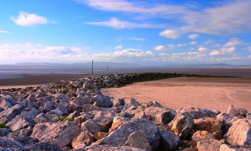 Image 9: Lancashire: 1 or 2 Nights with Dinner