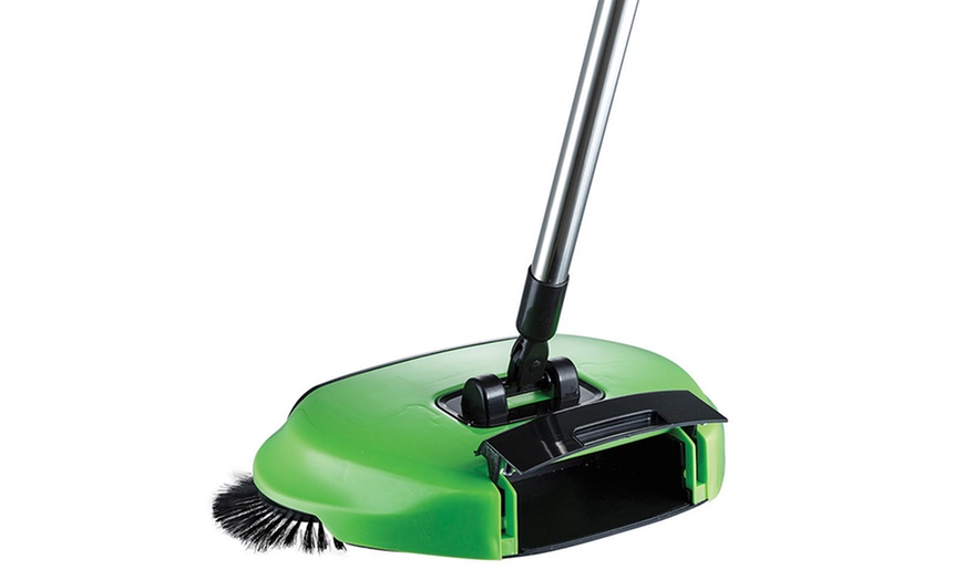 Image 2: Adjustable Hand Sweeper