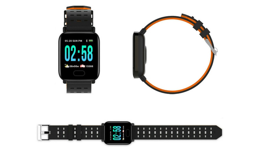 Image 7: Sport Smartwatch with Heart Rate